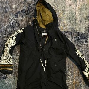 Burton gore Tex medium ski pullover